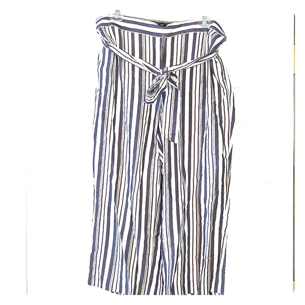 Loft Crop Pants